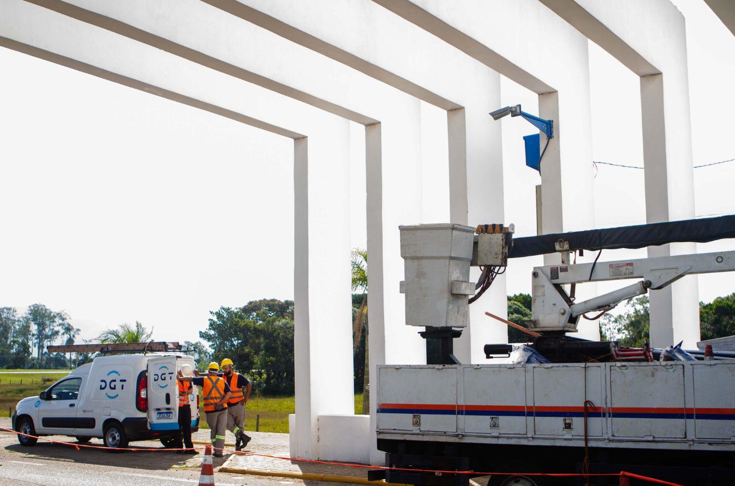 Começa a fase de instalação do cercamento eletrônico de Arroio do Sal