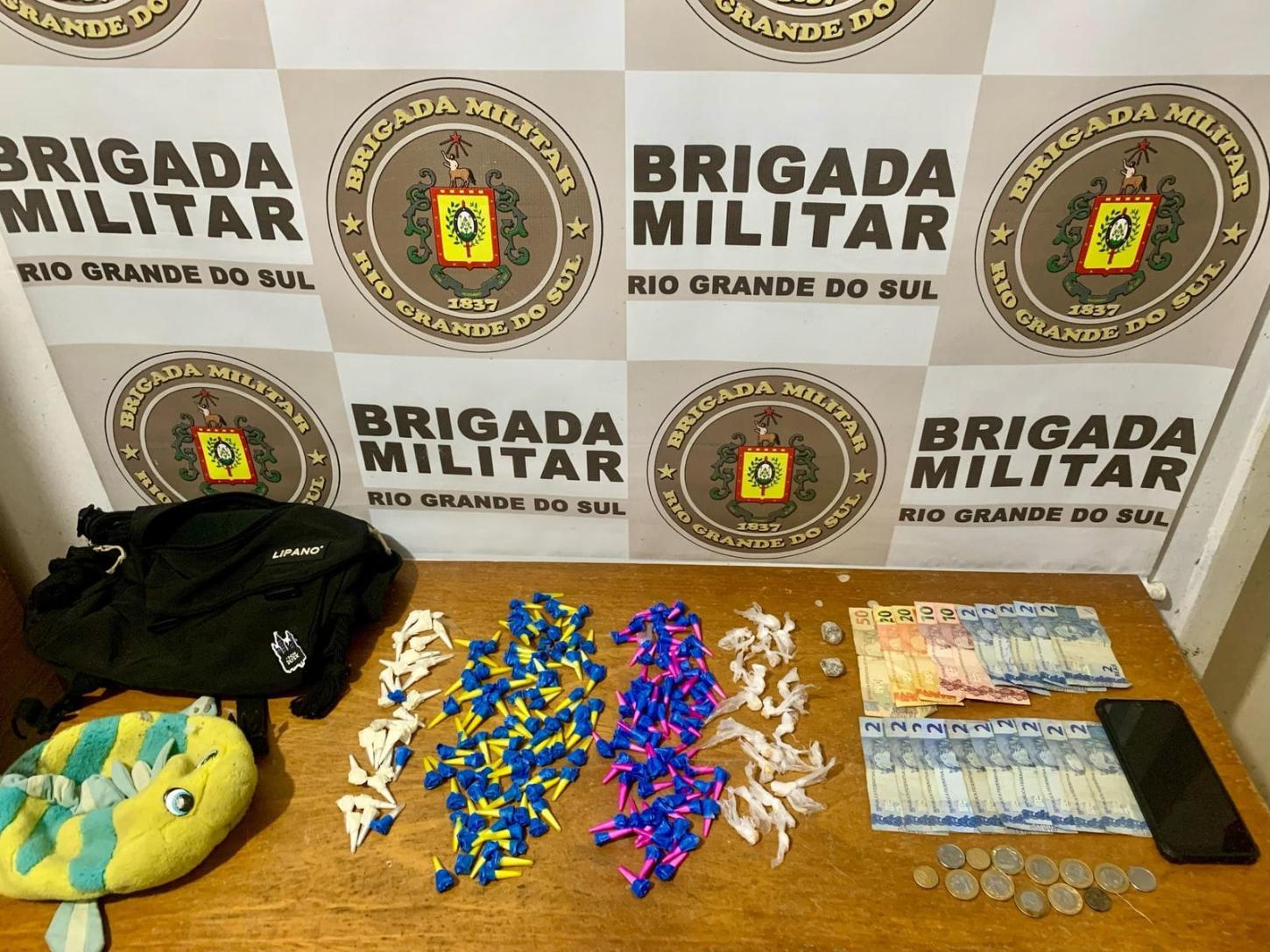 Homem é preso com mais de 200 porções de drogas em Cidreira