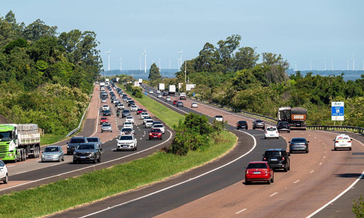 1º de maio: CCR ViaSul prevê quase 1 milhão de motoristas em suas rodovias