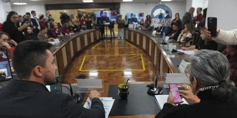 Audiência debate feminicídios e urgência para criação da Secretaria de Políticas para as Mulheres