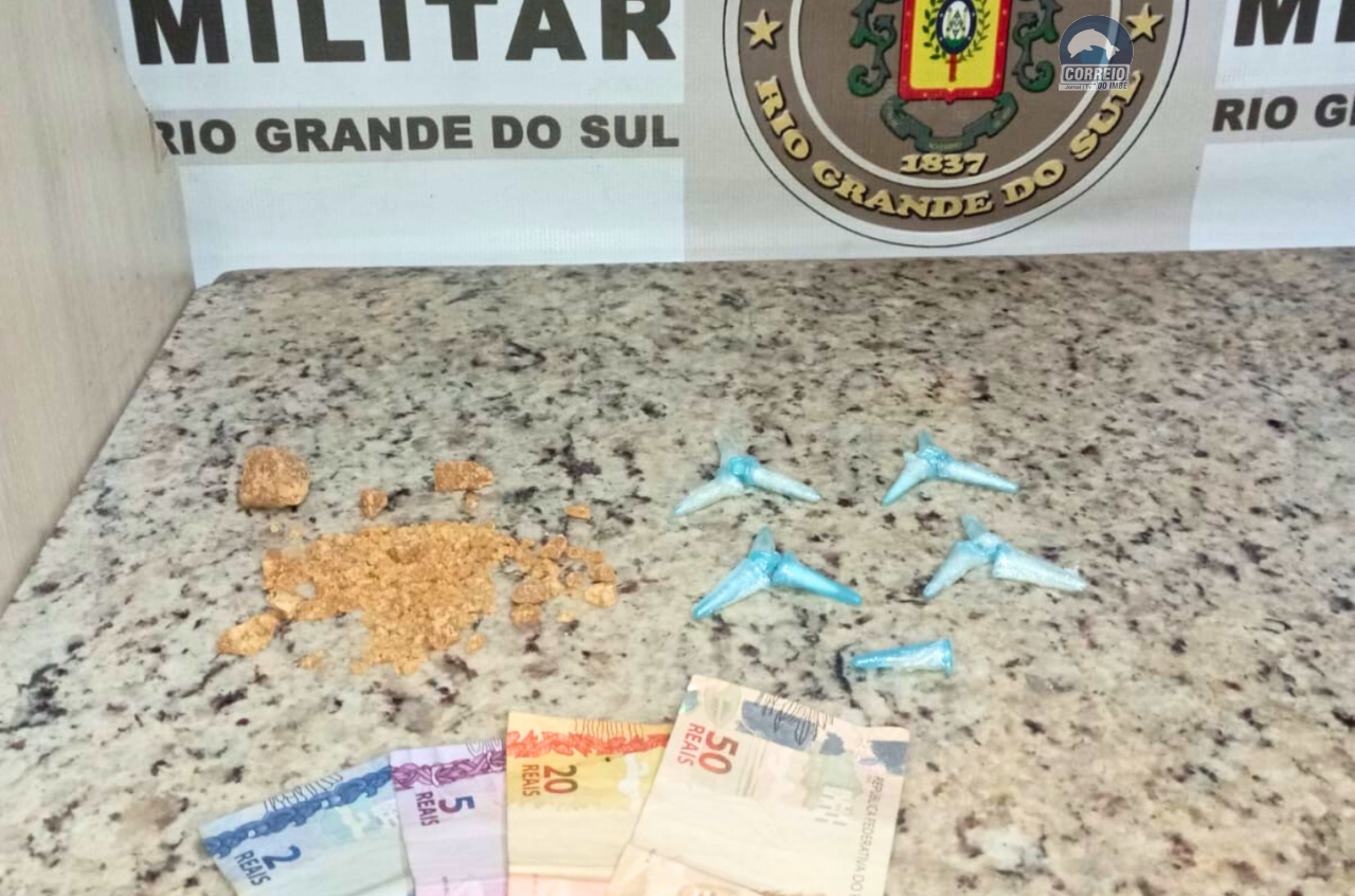 Dupla é presa por tráfico de drogas e resistência em Santo Antônio da Patrulha