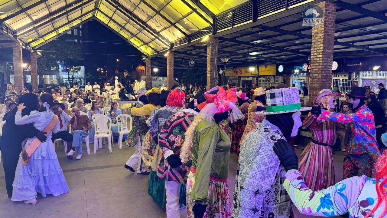 Noite cultural da 54 ª Ciranda das Prendas exalta o folclore litorâneo