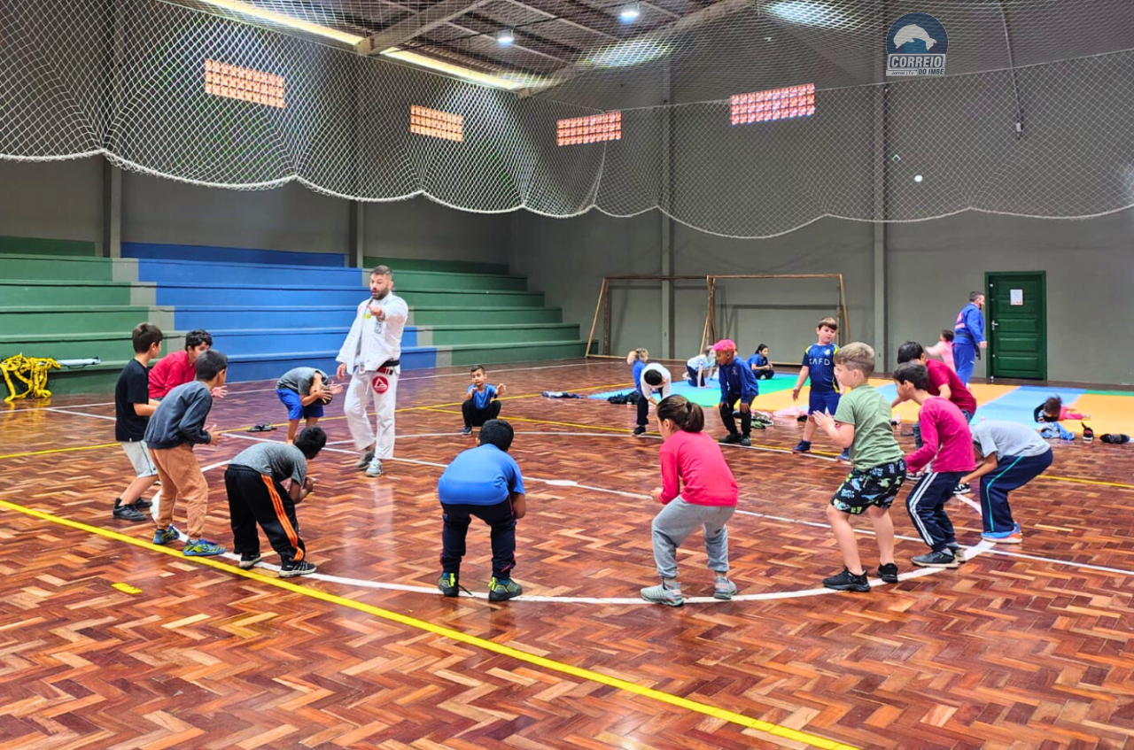 Projeto CEMEI de Arroio do Sal atende mais de 100 crianças com oficinas artísticas e esportivas