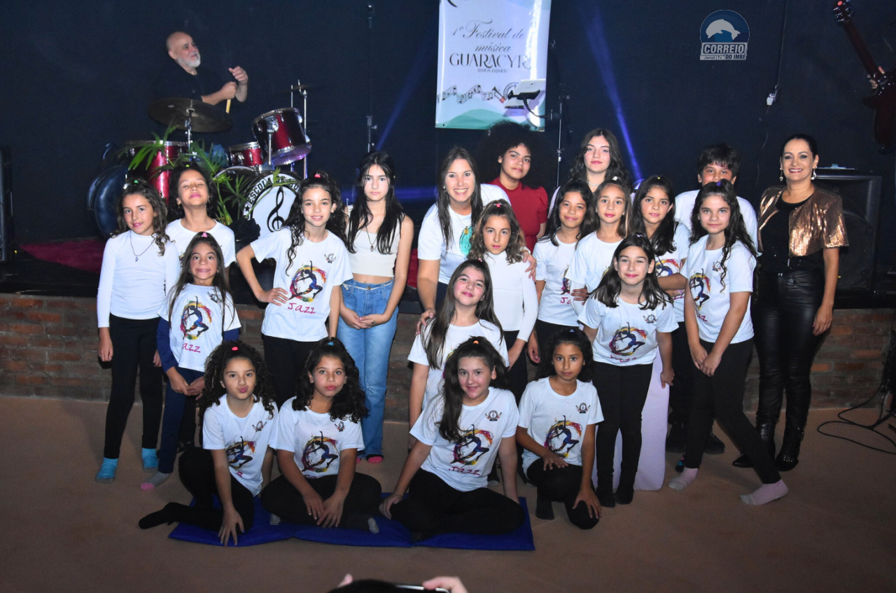 Seletiva elege alunos que disputarão as semifinais do 1º Festival de Música Estudantil de Imbé