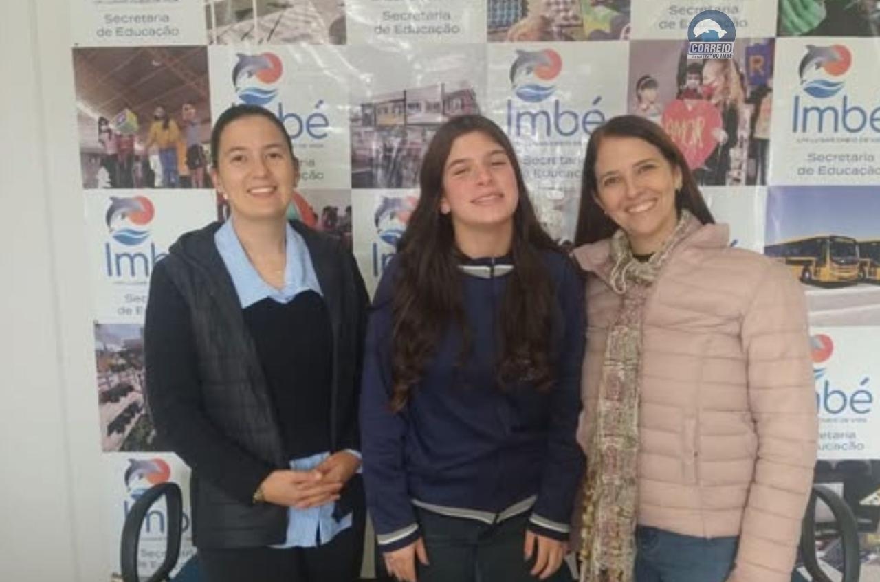 ALUNA DA EMEF RUI BARBOSA PARTICIPA DE CURSO DE ARBITRAGEM EM GINÁSTICA ARTÍSTICA FEMININA