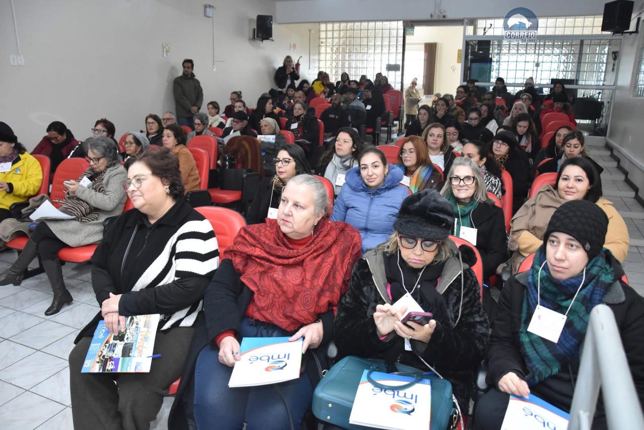 APÓS 10 ANOS, IMBÉ RETOMA CONFERÊNCIA MUNICIPAL DE POLÍTICAS PARA MULHERES