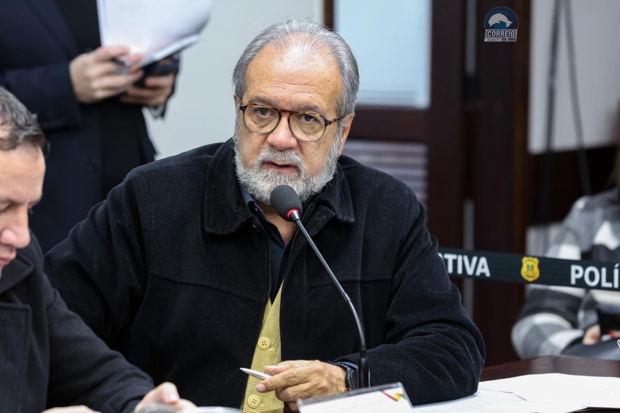 Fim da multa em contrato escolar por motivo de saúde é aprovado na CCJ