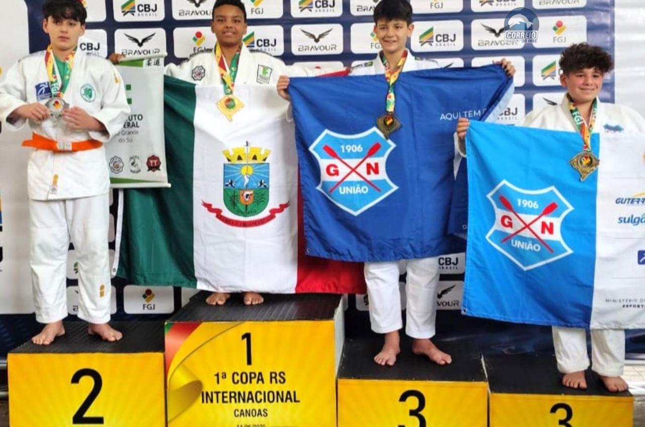 JUDÔ DO IFRS CONQUISTA 21 MEDALHAS NA COPA RS INTERNACIONAL
