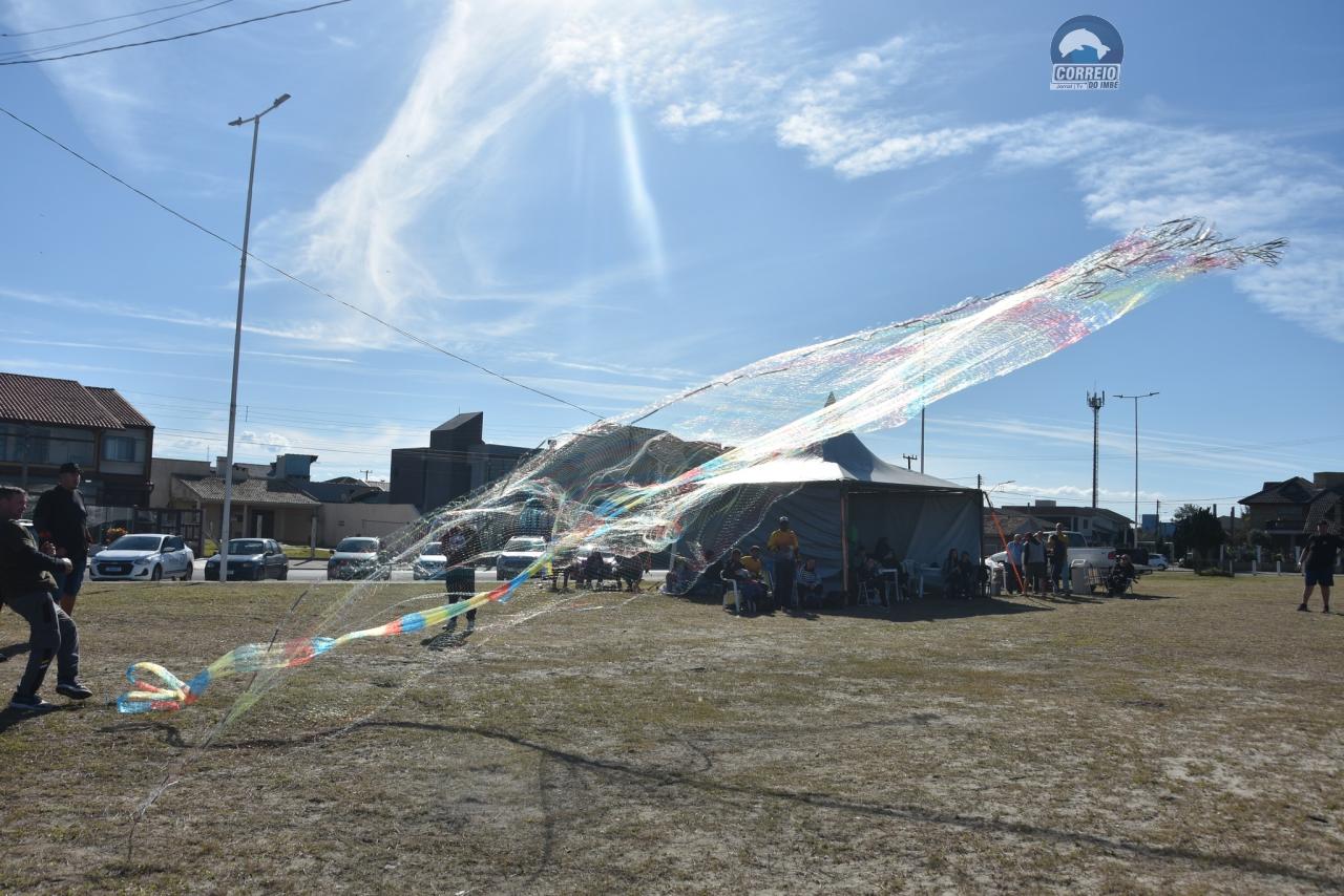 TORNEIO DE ABERTURA DE TARRAFA REUNIU PESCADORES NA PRAÇA LOURDES RODRIGUES