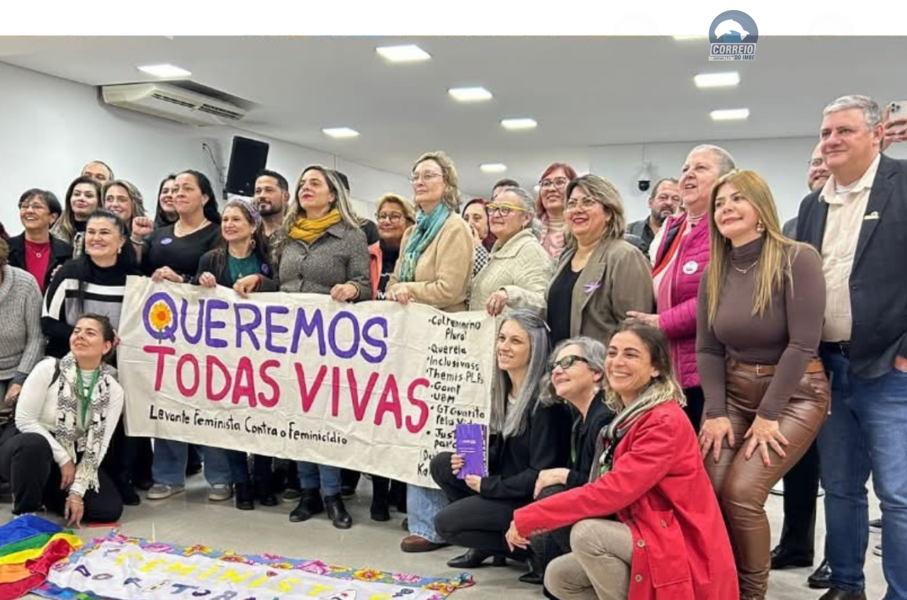 Câmara de Tramandaí realiza audiência pública do Agosto Lilás para fortalecer o combate à violência contra mulheres