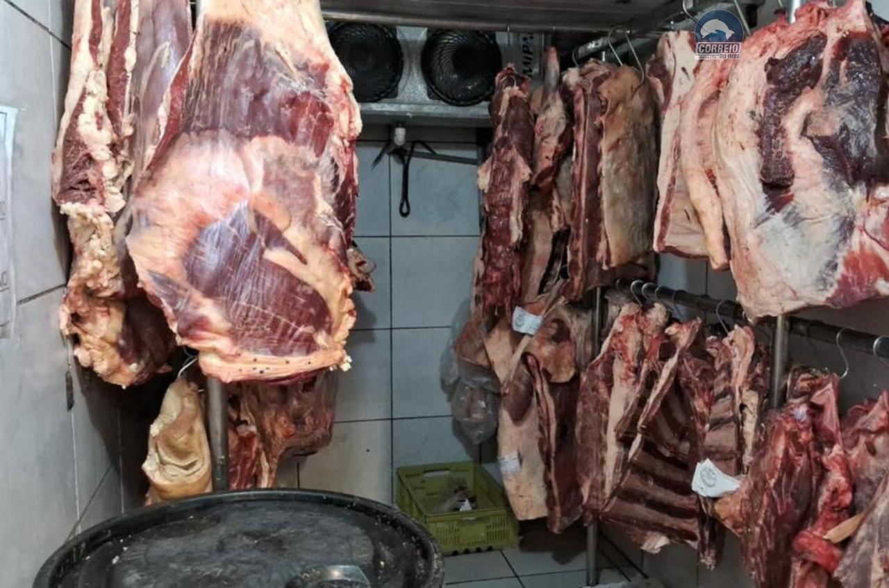 Fiscalização apreende 2,3 toneladas de produtos impróprios para o consumo em Tramandaí e Imbé