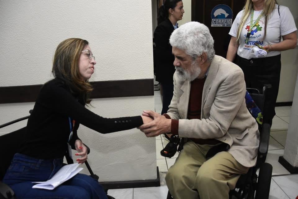 SEMANA NACIONAL DA PESSOA COM DEFICIÊNCIA INTELECTUAL INICIA COM PALESTRAS NA CÂMARA DE VEREADORES