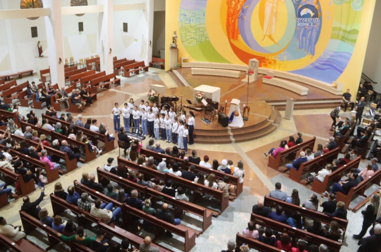 2º Concerto de Primavera reúne a apresentação de corais e banda municipal na catedral de Osório