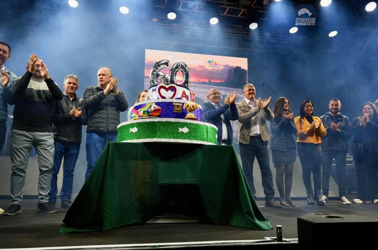 Tramandaí comemora 60 anos com um mar de gente!