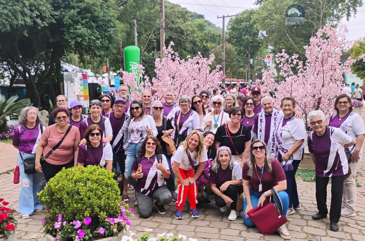 ALUNOS DO SÁBIA IDADE DE IMBÉ VISITAM FEIRA DAS FLORES EM IVOTI