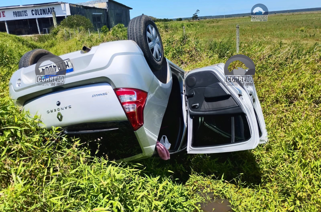 Duas pessoas ficam feridas em saída de pista na ERS 040, próximo à localidade de Rancho Velho