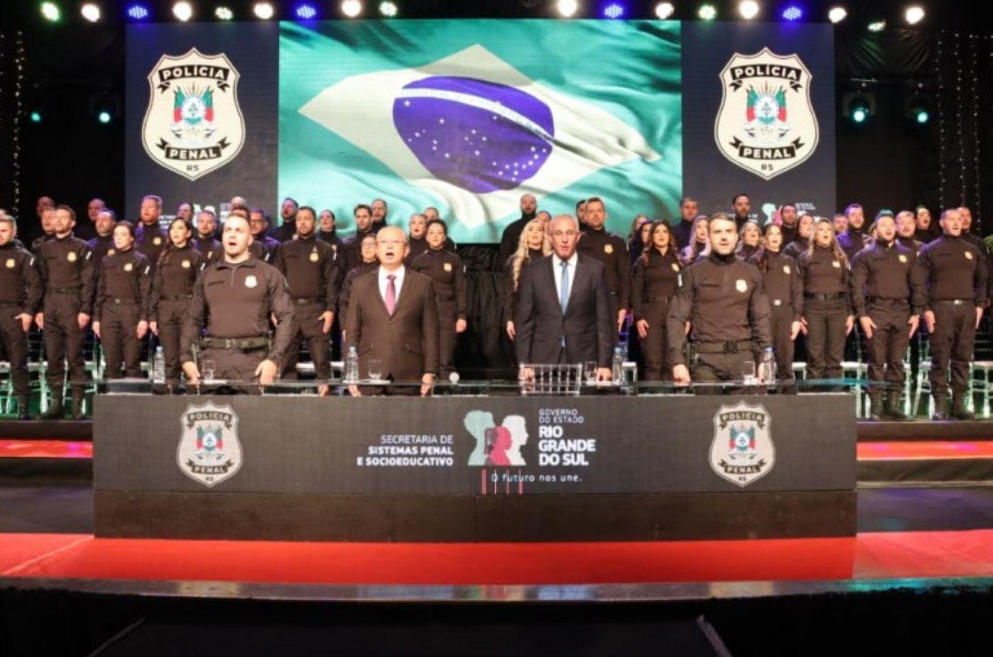 Governo do Estado oficializa o ingresso de 57 novos servidores para a Polícia Penal