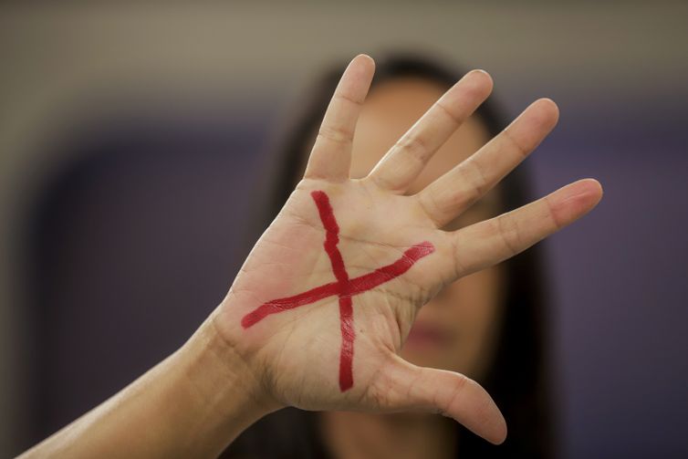 OMS: 840 milhões de mulheres no mundo foram alvo de violência