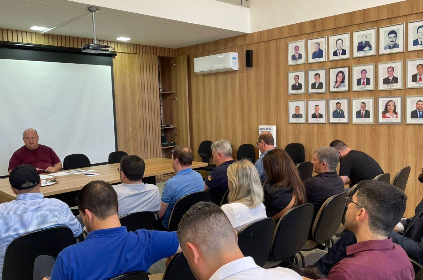 Prefeitos discutem integrar Sistema de Inspeção Municipal na região
