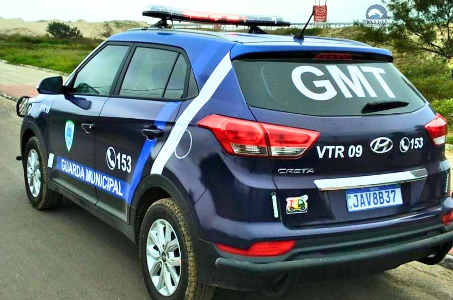 🚨 Golpe de foice: Guarda Municipal prende mulher por agressão grave contra a própria mãe em Tramandaí