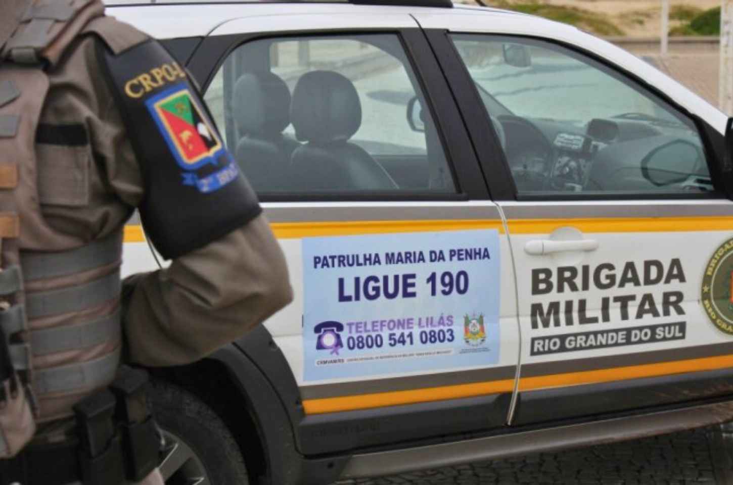 🚨 Imbé: homem é preso após ameaçar companheira com faca enquanto segurava criança