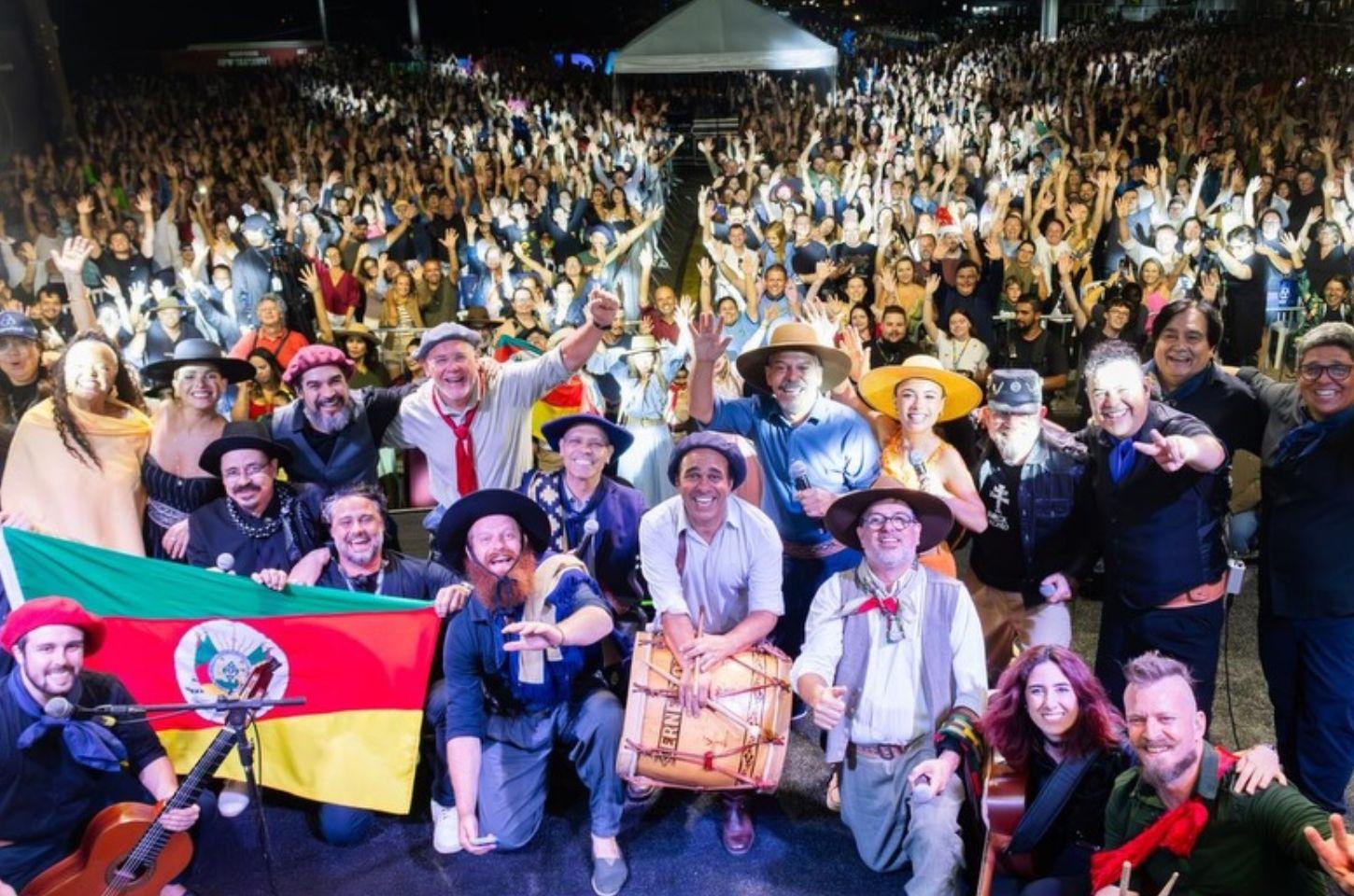 🎶 Beira-Mar de Tramandaí foi palco de um grande espetáculo cultural