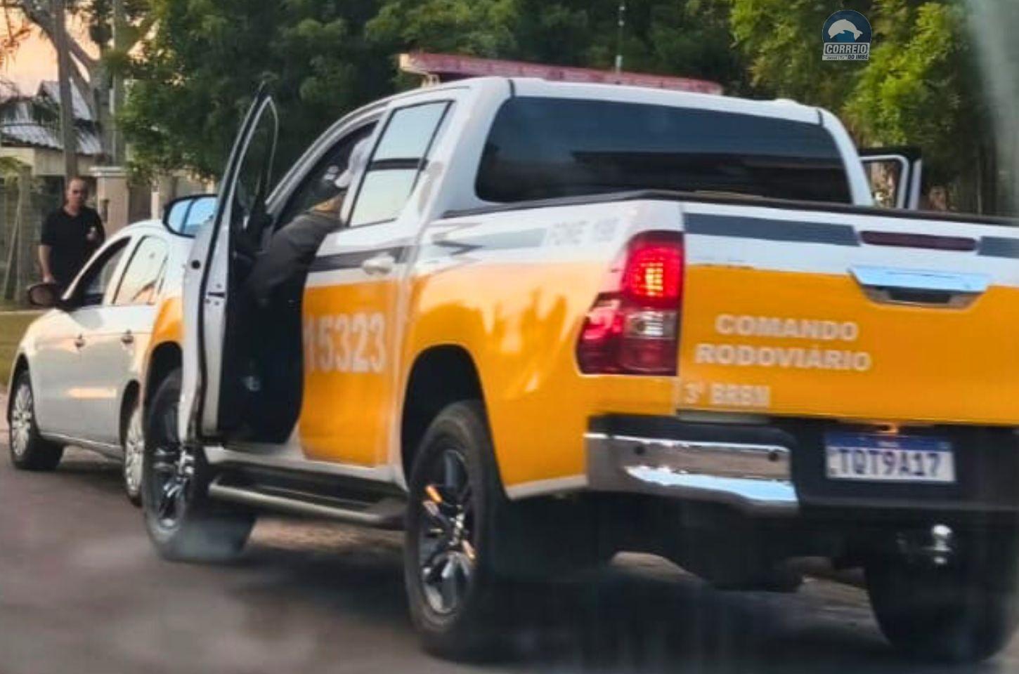 🚨 Comando Rodoviário prende foragido com vasta ficha criminal na ERS-786, em Tramandaí