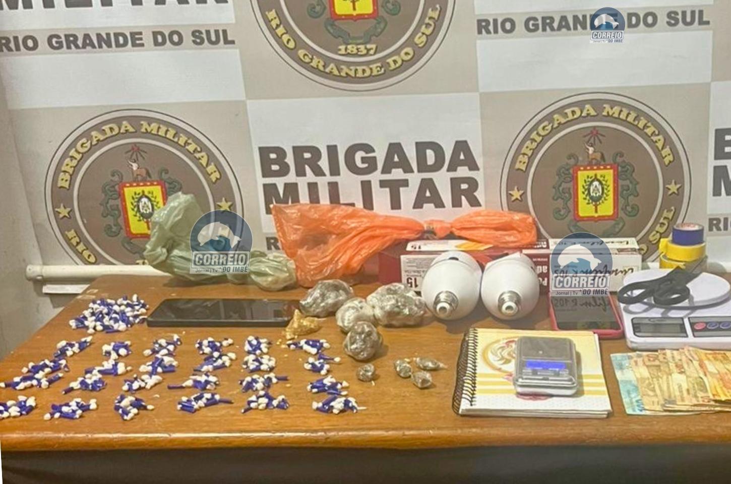 🚨 Força Tática prende duas mulheres por tráfico e apreende grande quantidade de drogas em Balneário Pinhal