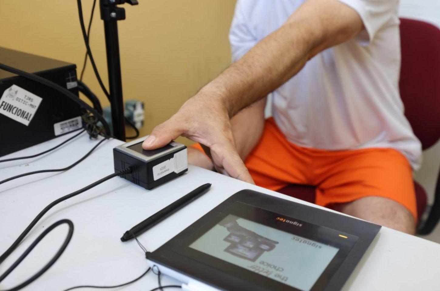 Governo do Estado implementa biometria para identificação de apenados em 100% das prisões de regime fechado no Estado