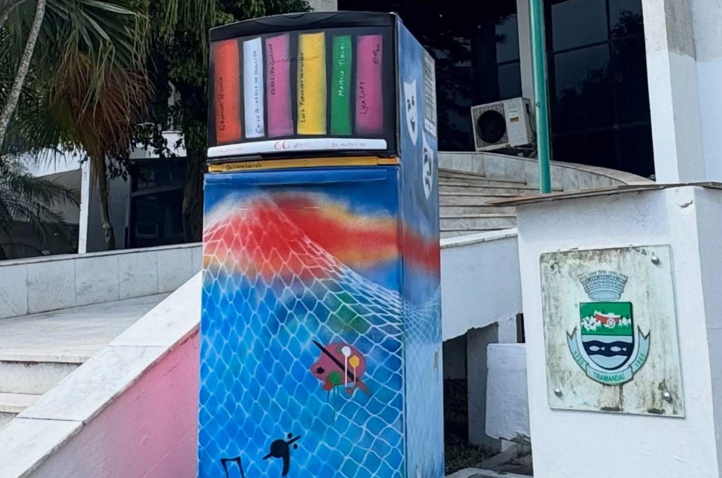 Livradeiras integram o espaço urbano de Tramandaí
