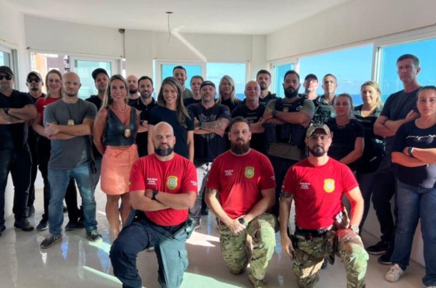 Polícia Civil capacita policiais do Litoral Norte em táticas de entrada e uso de escudo balístico