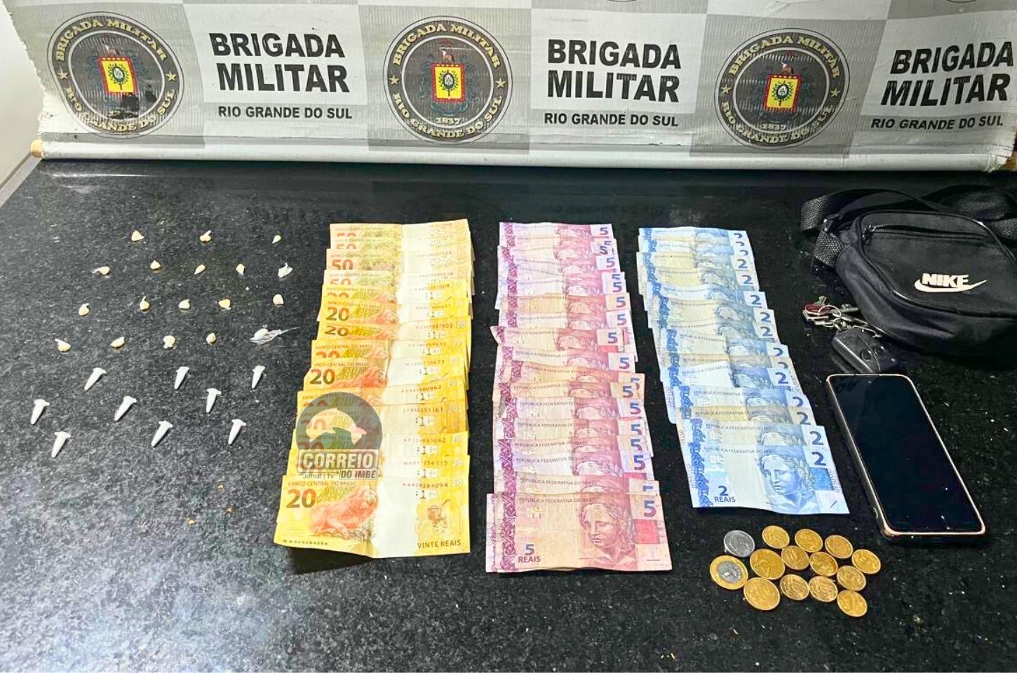 🚨 Suspeito é preso por tráfico de drogas durante ação da Brigada Militar em Tramandaí