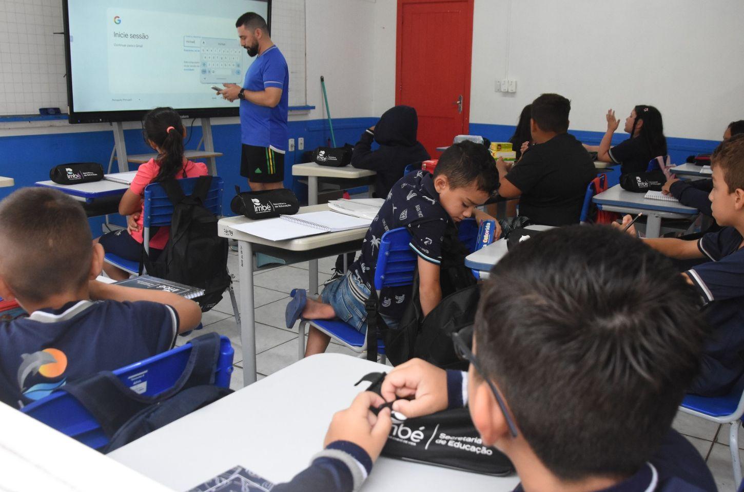 Alunos da rede municipal de Imbé iniciam jornada em mais um ano letivo