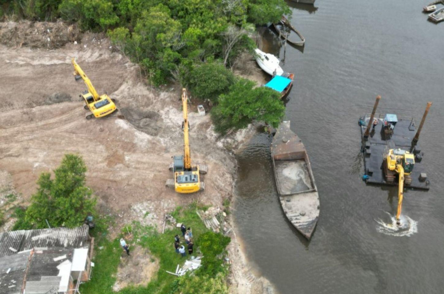 Governo do Estado inicia desassoreamento do Rio Palmares, no município de Palmares do Sul