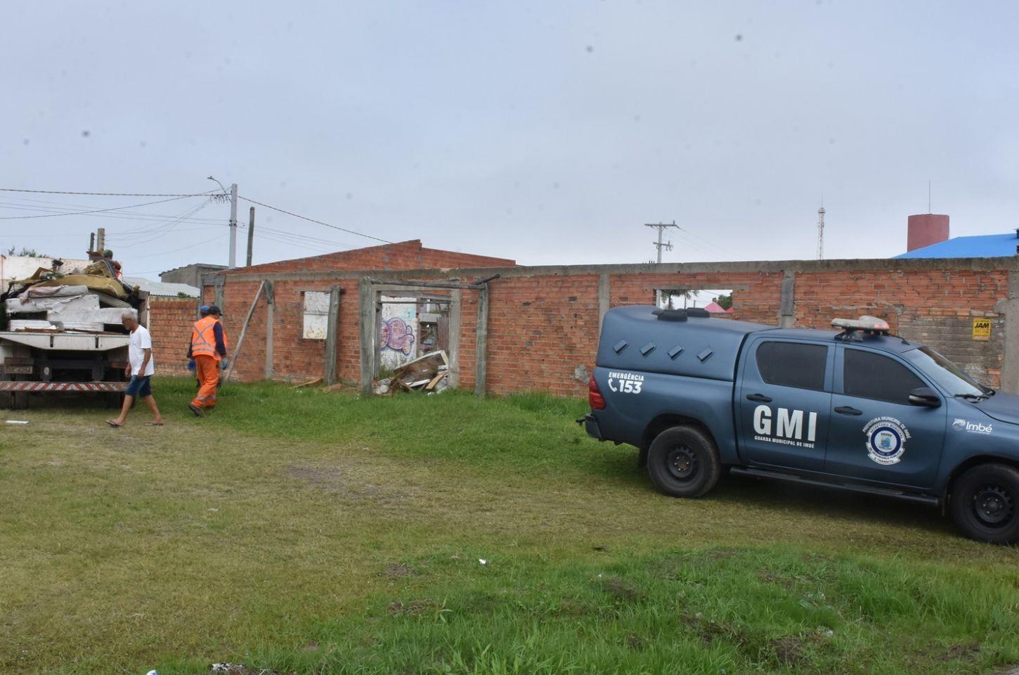 Guarda Municipal de Imbé faz operação de vistoria em área de ocupação irregular