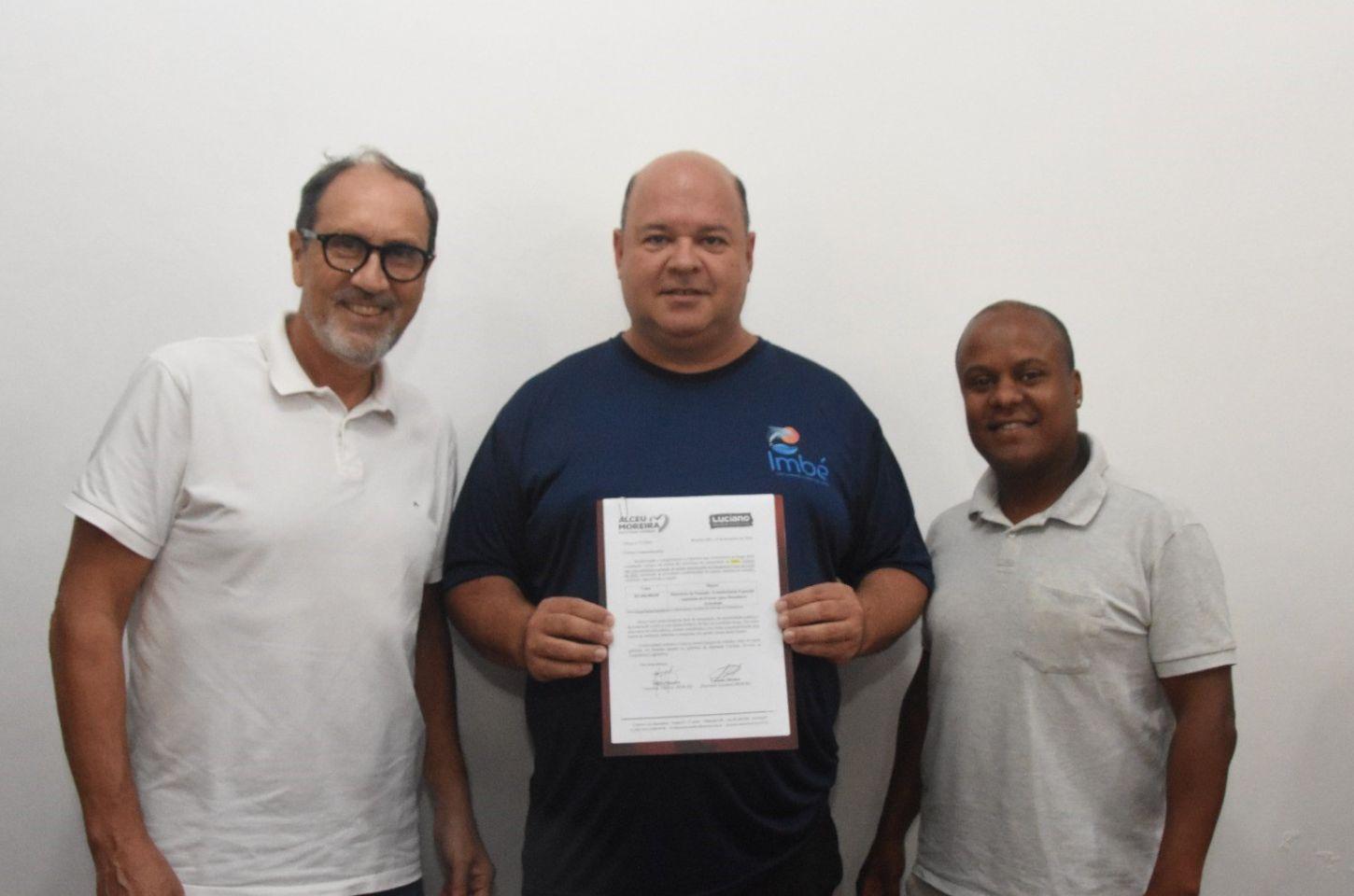 Imbé garante verba para aquisição de freezers para pescadores artesanais