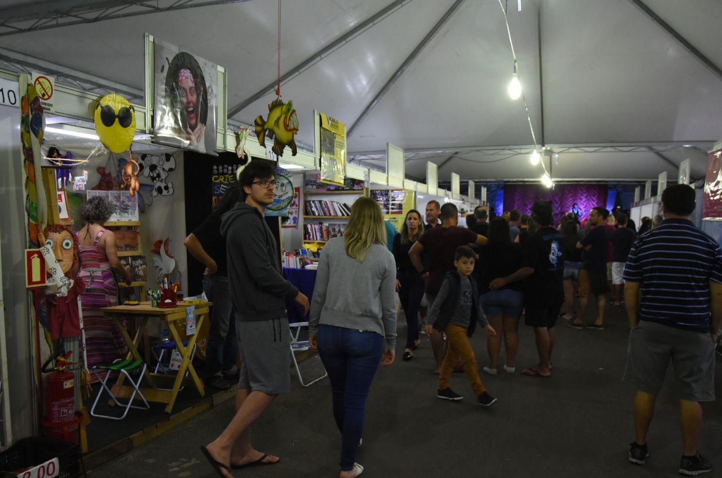 Inscrições para projetos da 17ª Feira do Livro de Imbé encerram em 9 de março