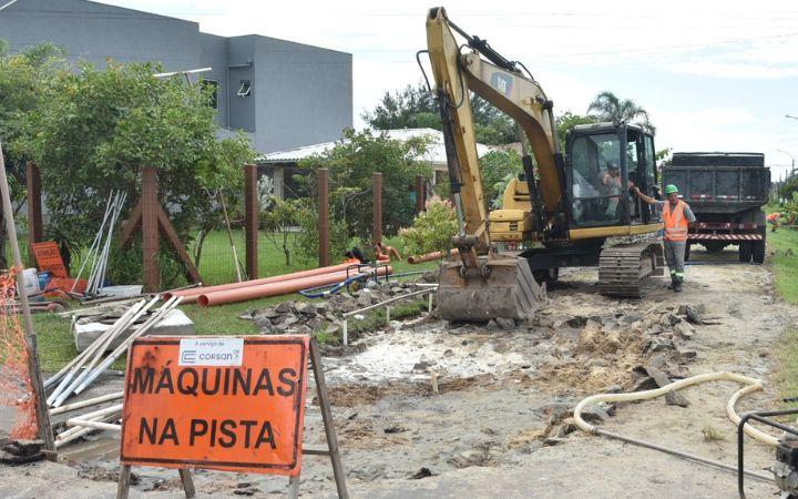 Corsan realiza obras de ampliação da rede de esgoto em Imbé