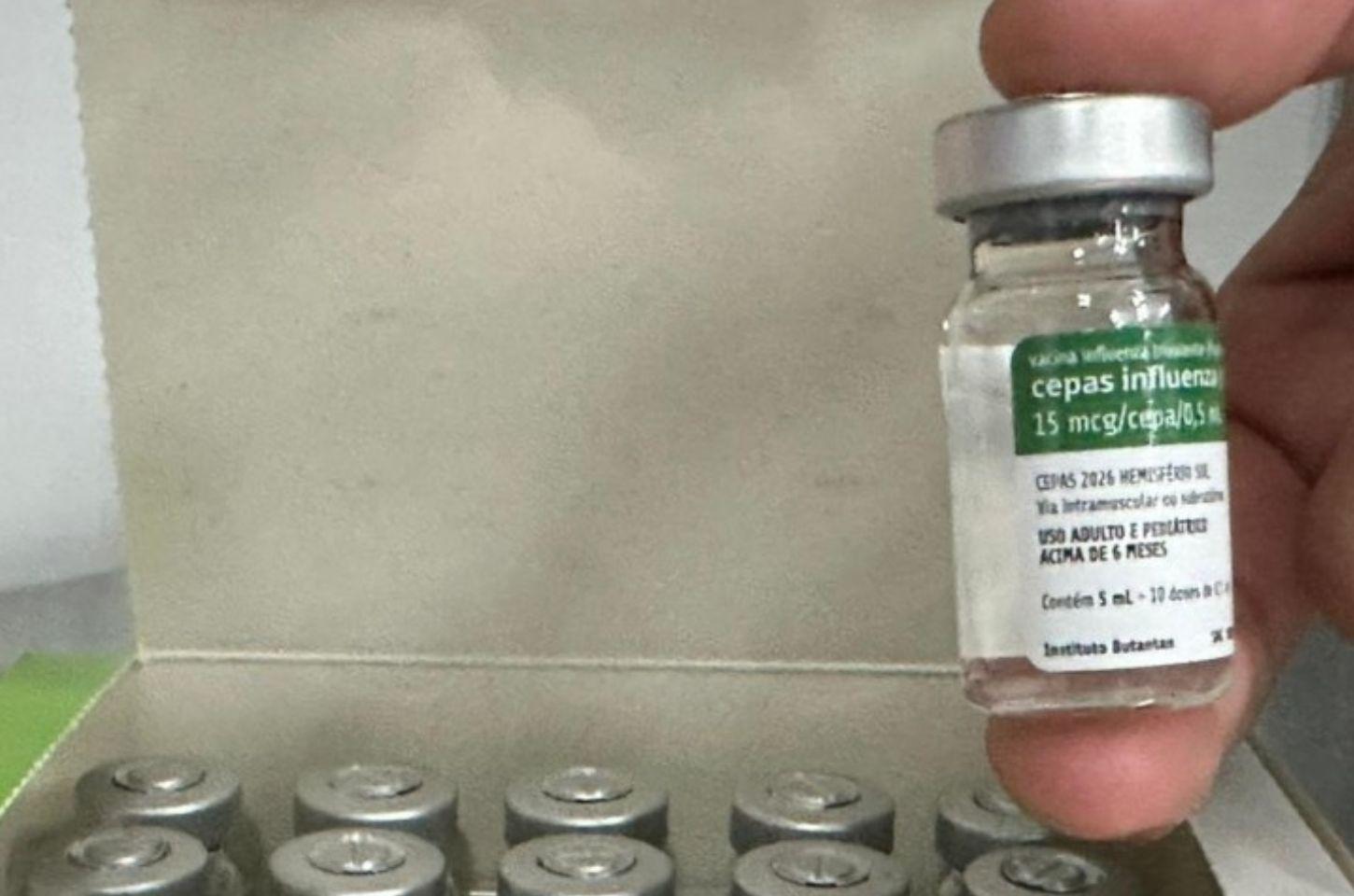 Novo lote de 404 mil vacinas contra gripe é distribuído no RS
