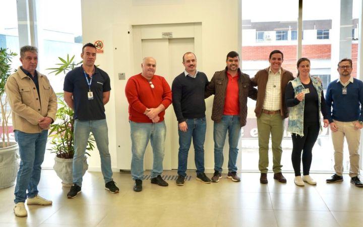 Produtores Rurais de Santo Antônio da Patrulha recebem R$ 30 mil reais cada