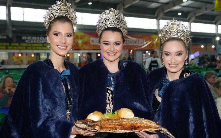 🎣✨ A 34ª Festa Nacional do Peixe reúne mais de 25 mil pessoas na primeira semana!