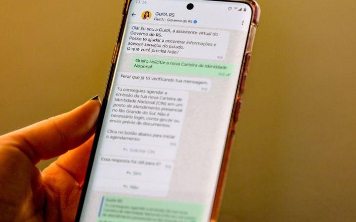Solicitação da carteira de identidade já pode ser feita pelo WhatsApp da GurIA