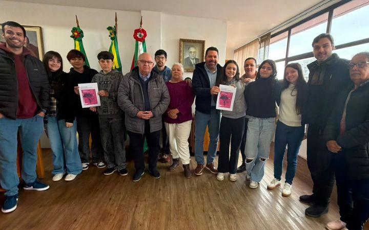 Alunos da Escola Municipal Ângelo Gamba de Osório vão representar o estado em São Paulo na Olimpíada Nacional de História Brasileira