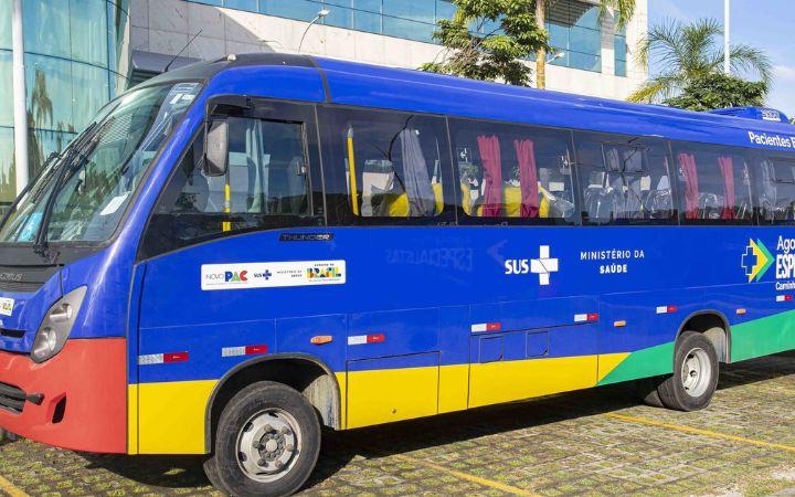 Articulação do governo municipal de Imbé garante micro-ônibus para transporte de pacientes para radioterapia