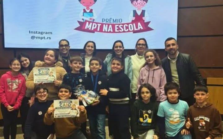 CARAÁ É DESTAQUE NO PRÊMIO MPT NA ESCOLA 2026!
