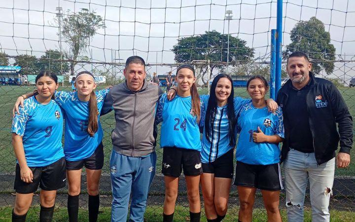 Meninas de projetos esportivos de Imbé são selecionadas para período de avaliação no Grêmio