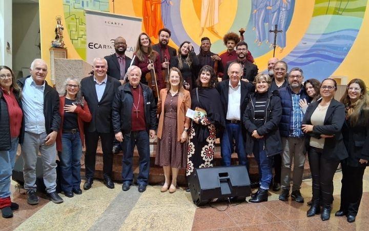 Orquestra Lux Sonora encanta o público da catedral de Osório com o espetáculo Novos Ares