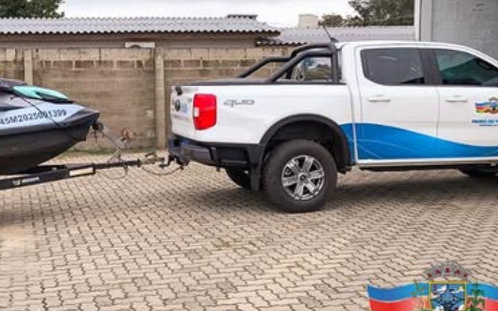 Passo de Torres fortalece estrutura da Secretaria de Pesca com entrega de nova caminhonete 4X4
