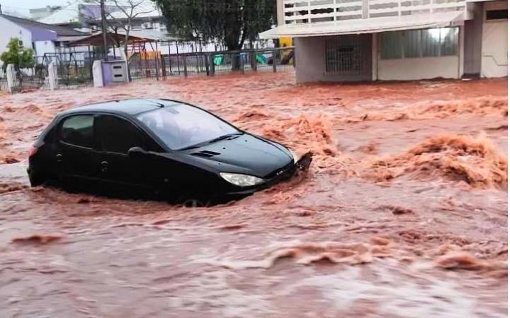 Defesa Civil atualiza balanço dos temporais no RS