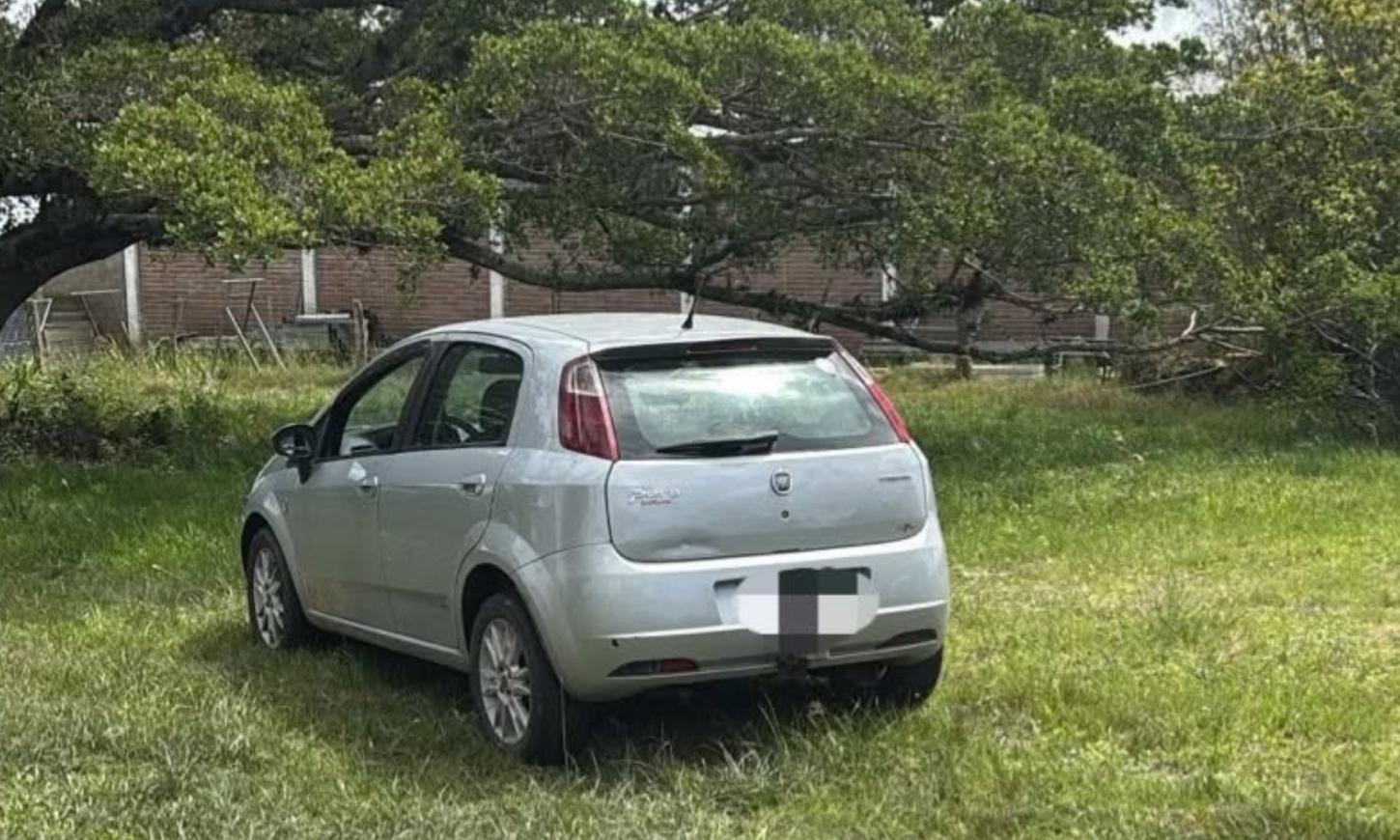 BRIGADA MILITAR PRENDE FORAGIDO DA JUSTIÇA E HOMEM POR ROUBO DE VEÍCULO EM TAVARES